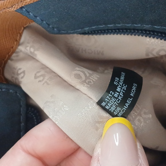 Closet Closing Lk NEW!! Michael Kors Jetset Double Zippered Tote And Wallet Set - Picture 15 of 17